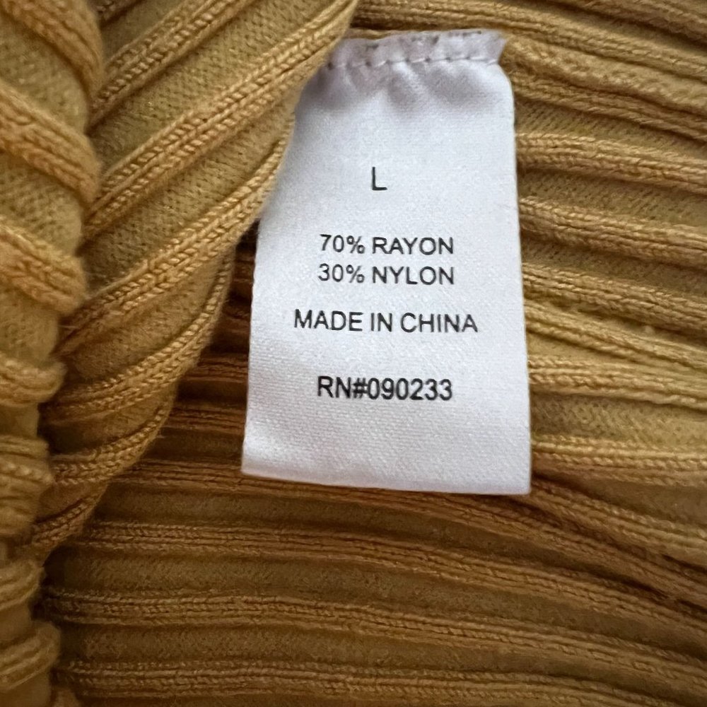 Kendall & Kyle Crop Top Spaghetti Strap Ribbed Mu… - image 8